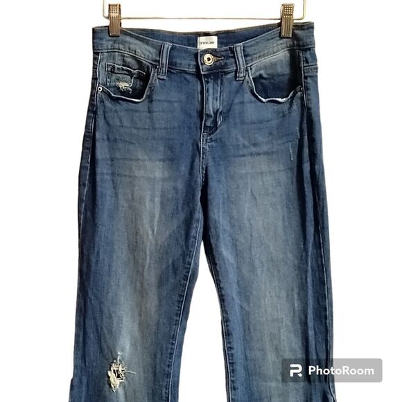 Sneak Peek Distressed Flare Jeans Junior Sz 5 - Picture 3 of 9